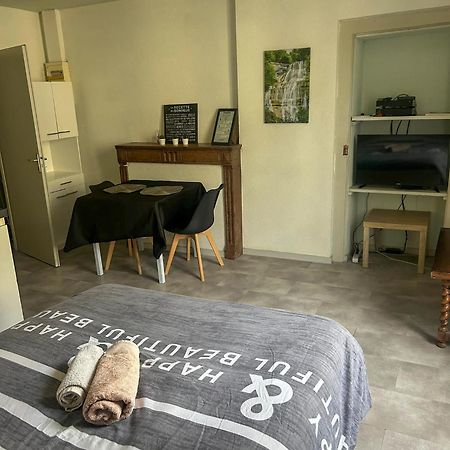 Logement Lecourbe Lons-le-Saunier Exterior foto