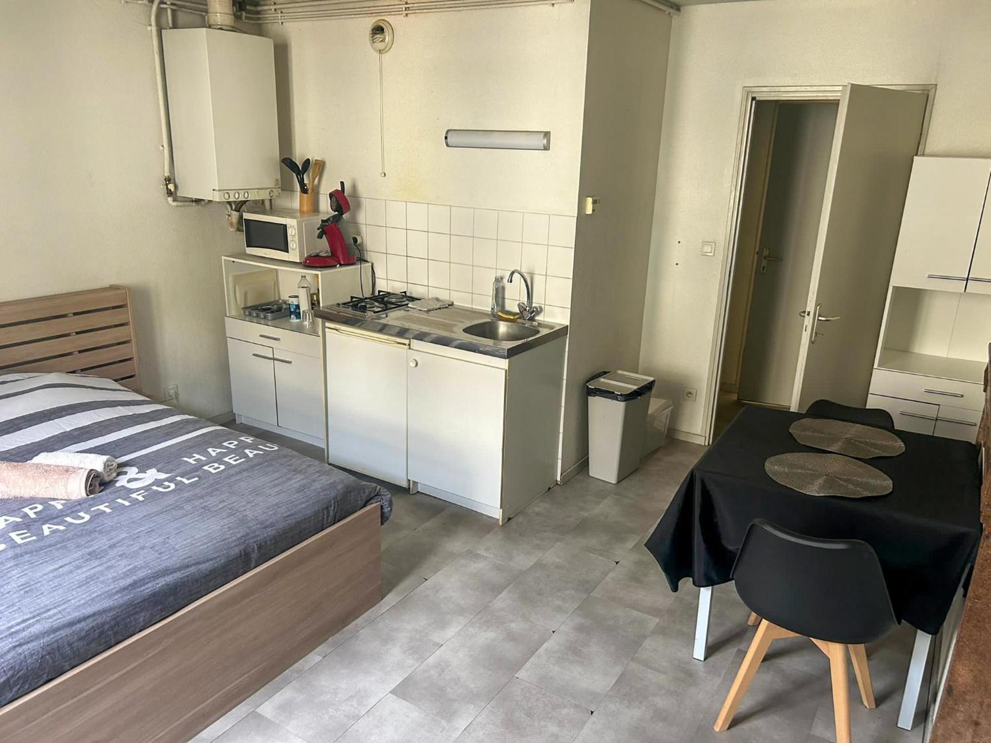 Logement Lecourbe Lons-le-Saunier Exterior foto
