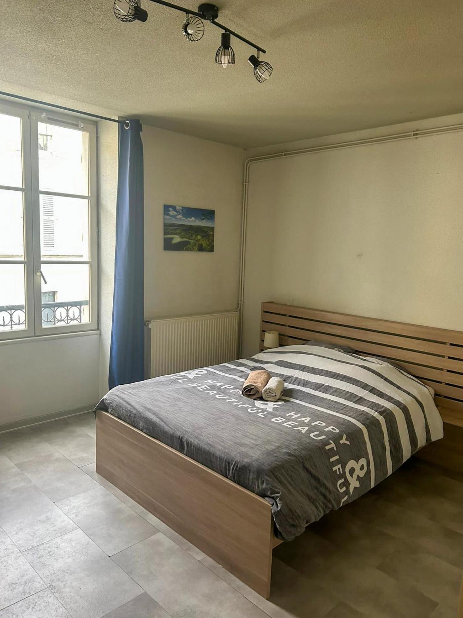 Logement Lecourbe Lons-le-Saunier Exterior foto